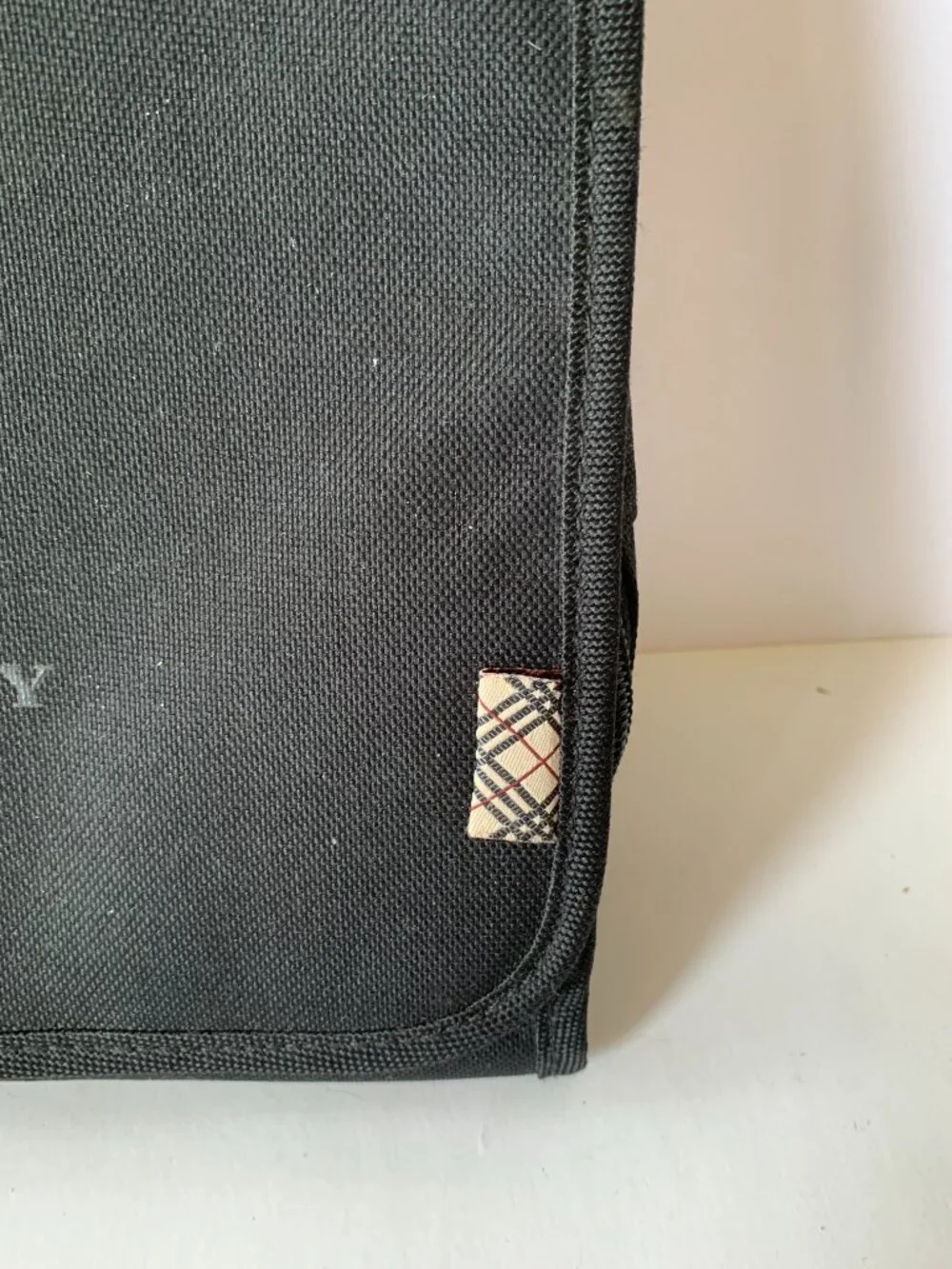 Burberry Fragrances Toiletry Travel Black Hanging Folding Compartment Bag - Picture 3 of 12